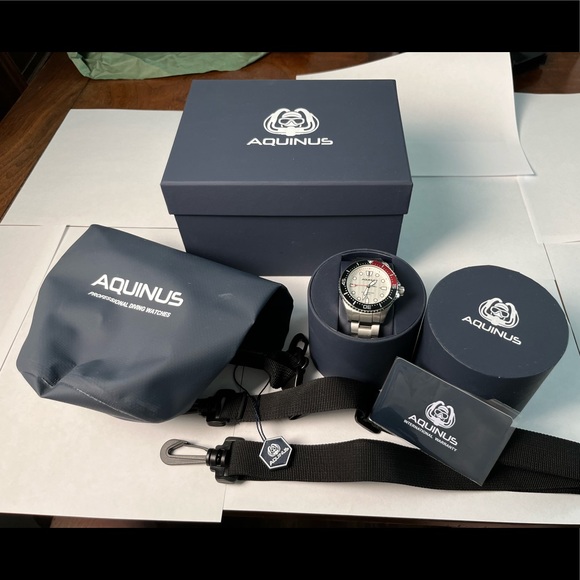 Aquinus Hydrautica 200 meter dive watch - Picture 5 of 6